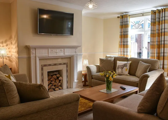 Annie's Place * Whitby